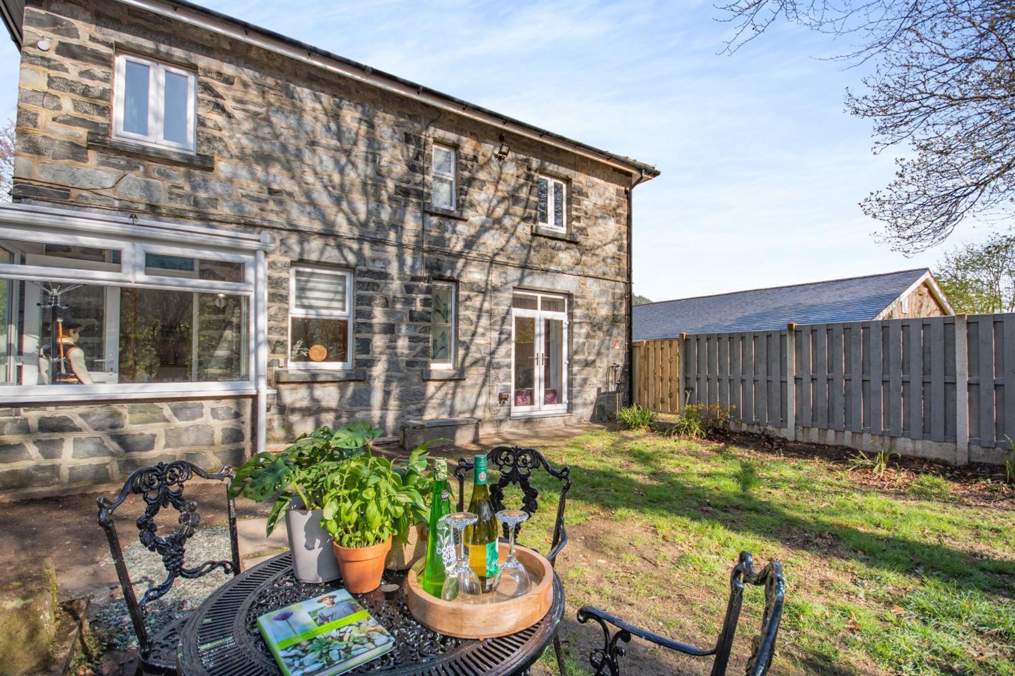 Glanllyn Villa Betws-y-Coed Exterior photo